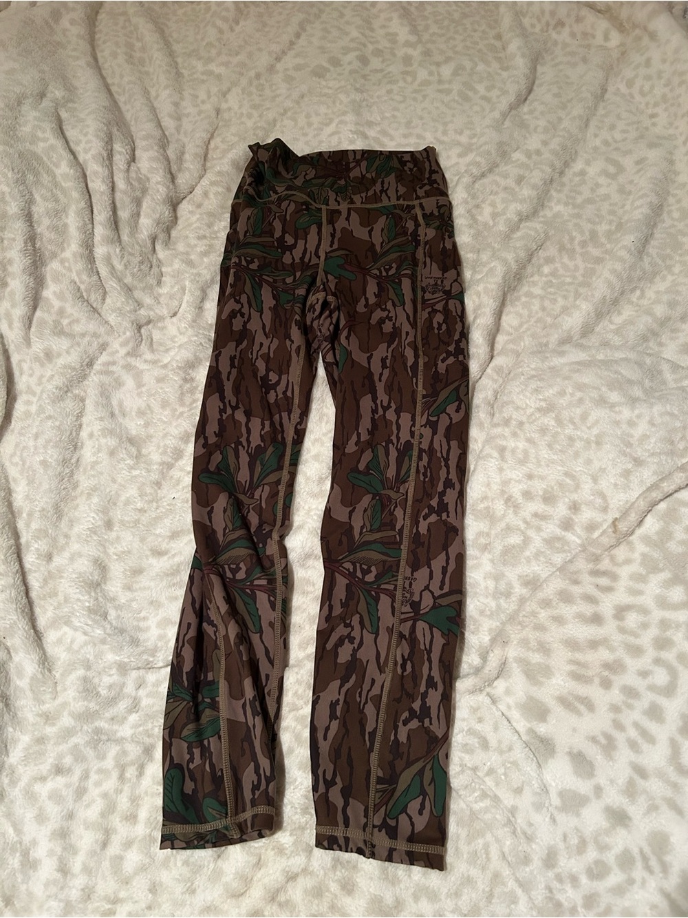 Women's Brown & Green Camouflage Leggings